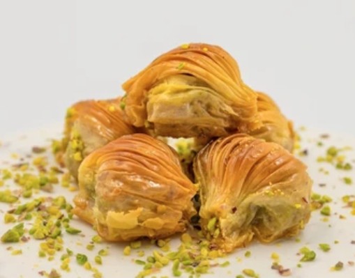 Altın Sarısı Renk 500 Gr Baklava pasta